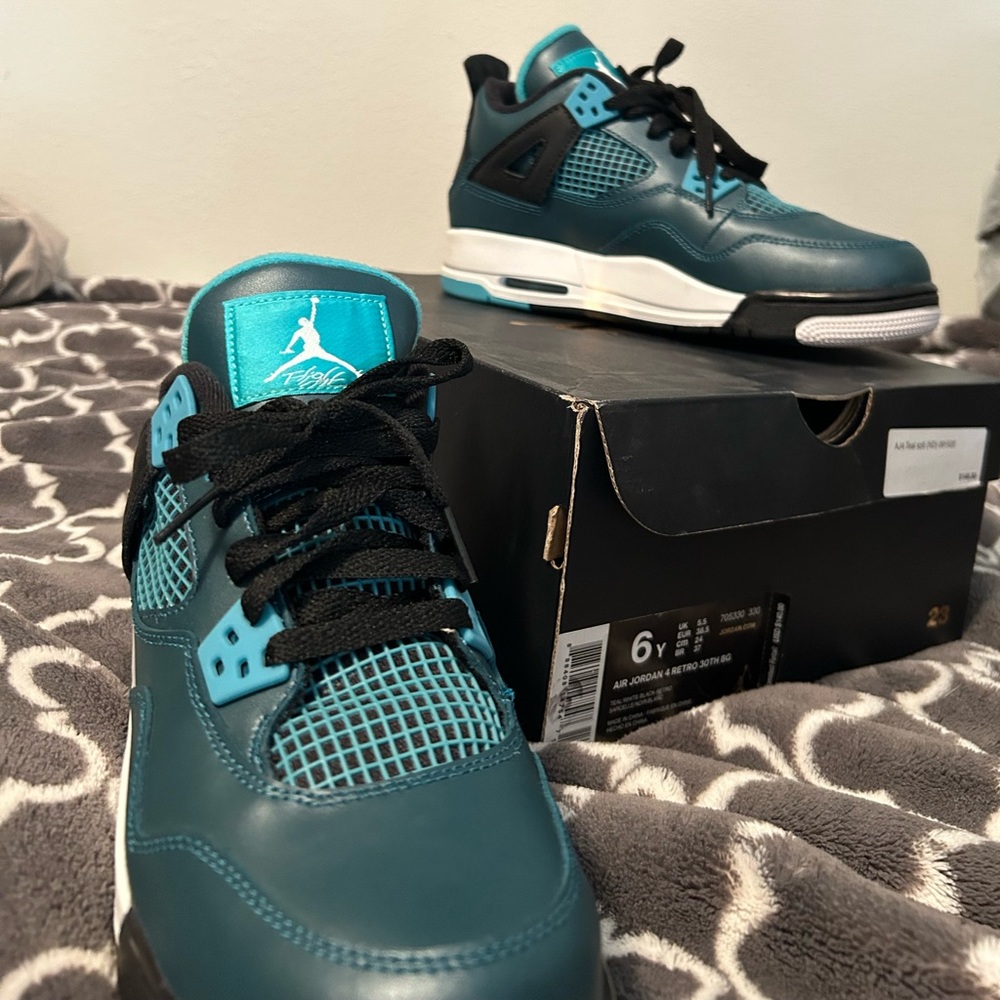 Air Jordan 4 Retro 30th BG